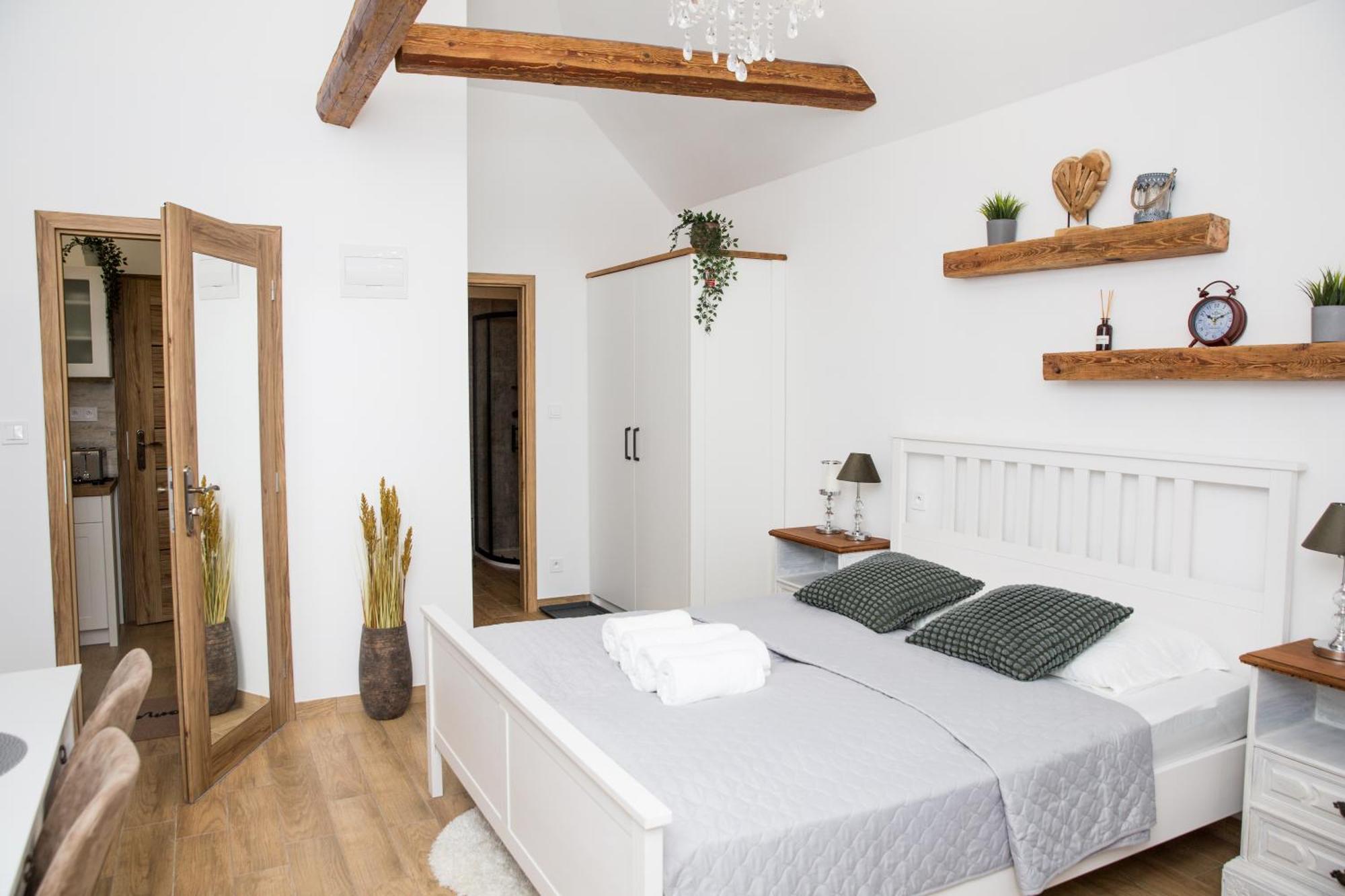 Apartmany Ellie Znojmo Exterior foto