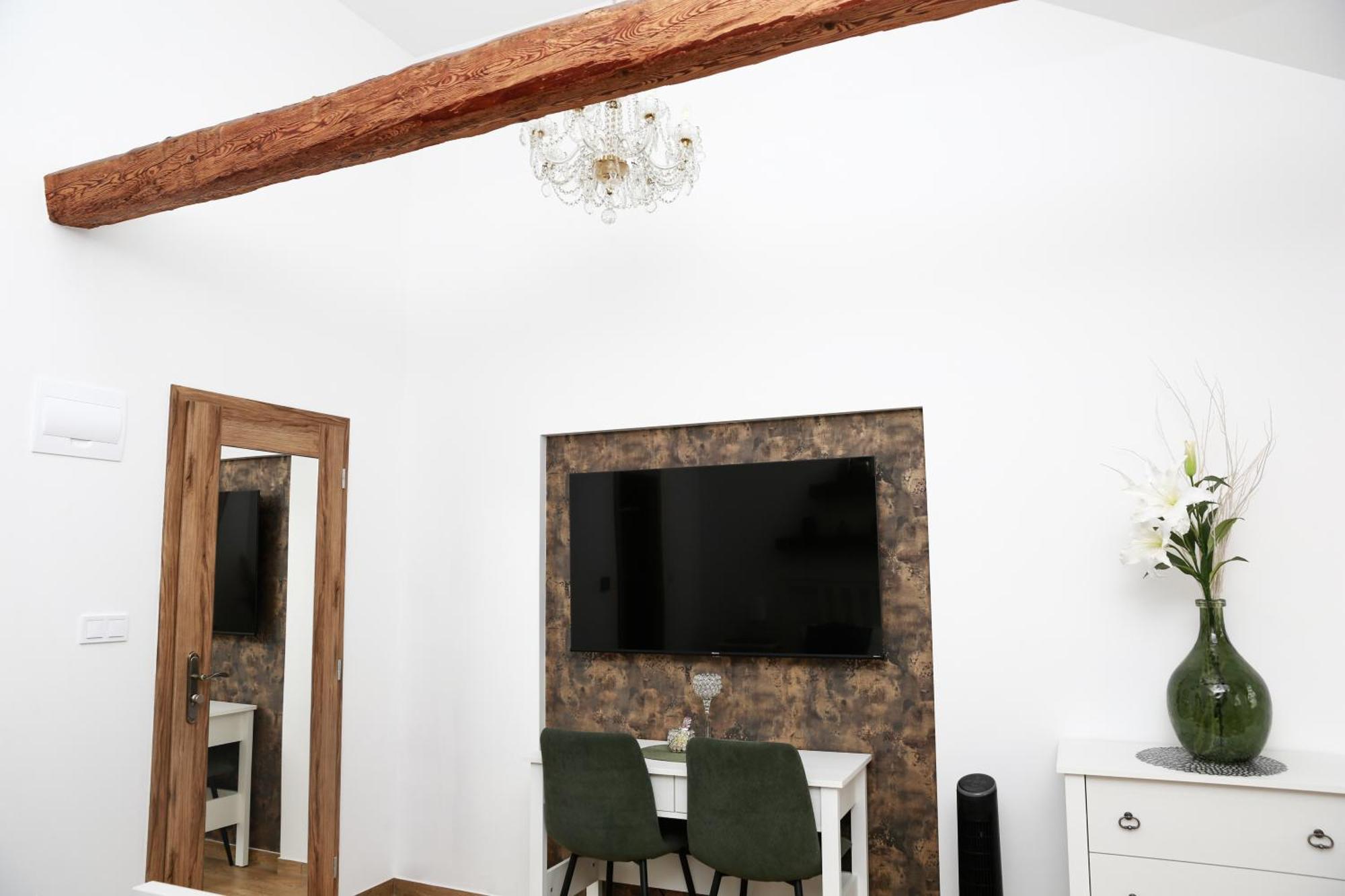 Apartmany Ellie Znojmo Exterior foto