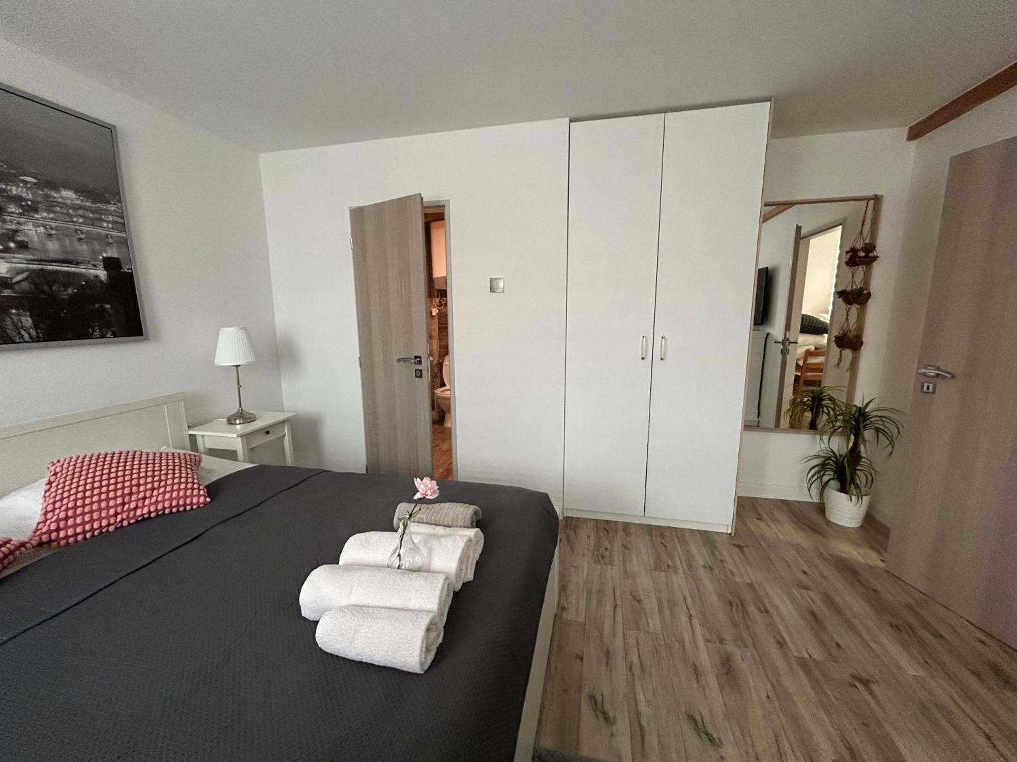 Apartmany Ellie Znojmo Exterior foto